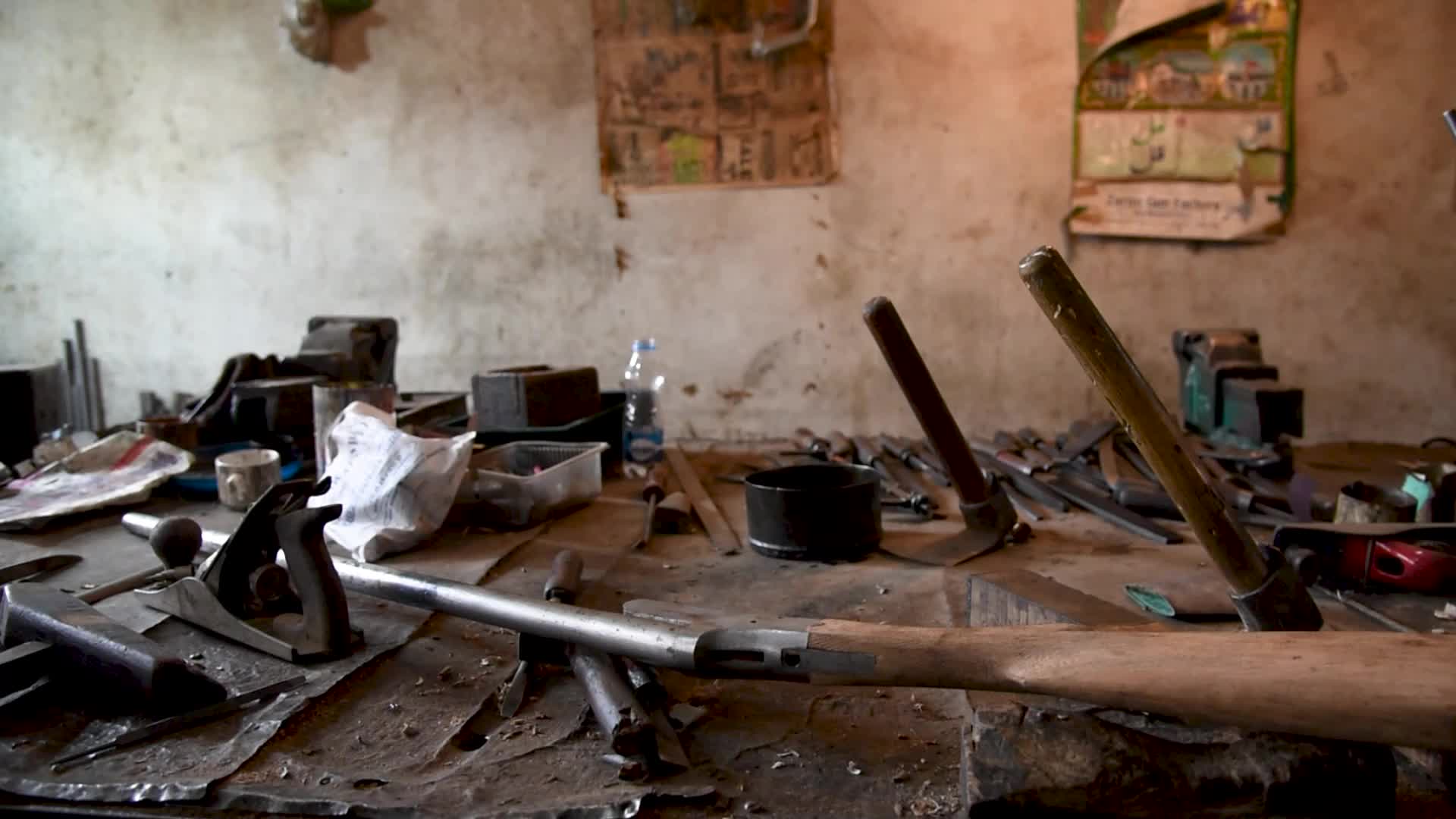 Inside a Gun Factory in Srinagar, India 