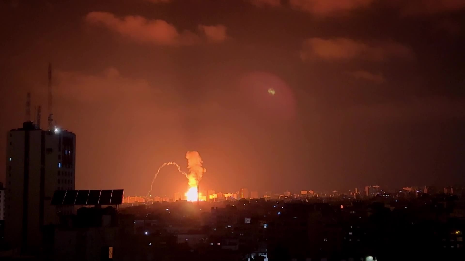 Tense morning along Gaza's border after overnight rocket barrages