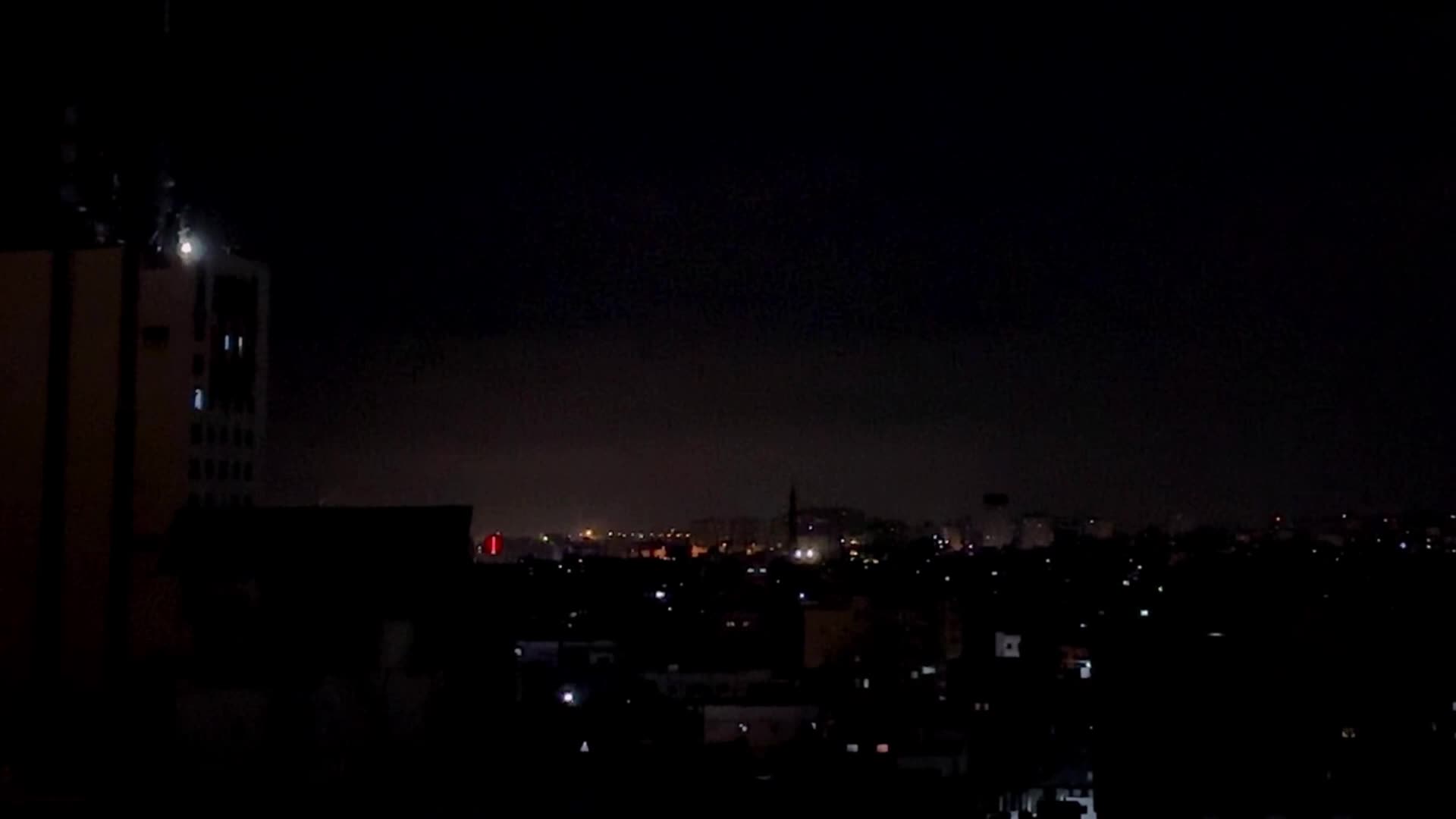 Tense morning along Gaza's border after overnight rocket barrages