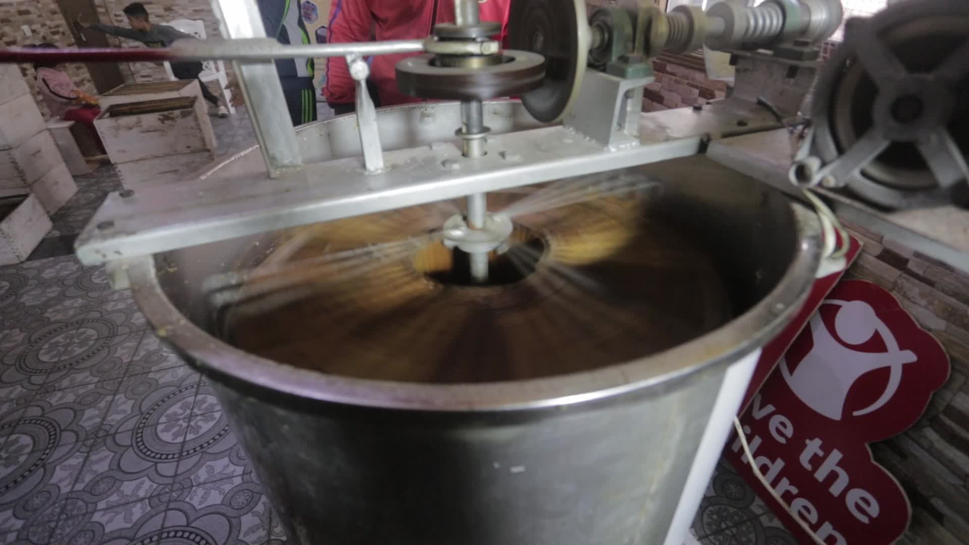 Honey harvest season in Gaza