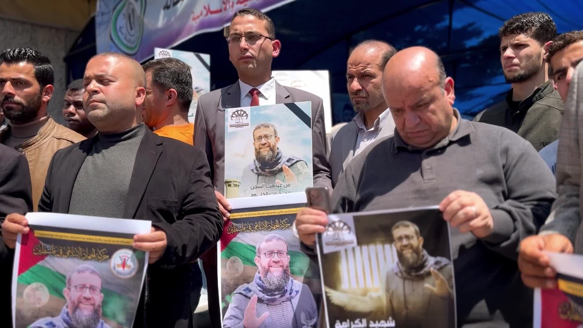 Palestinian Militant's Death in Israeli Jail Sparks Fighting