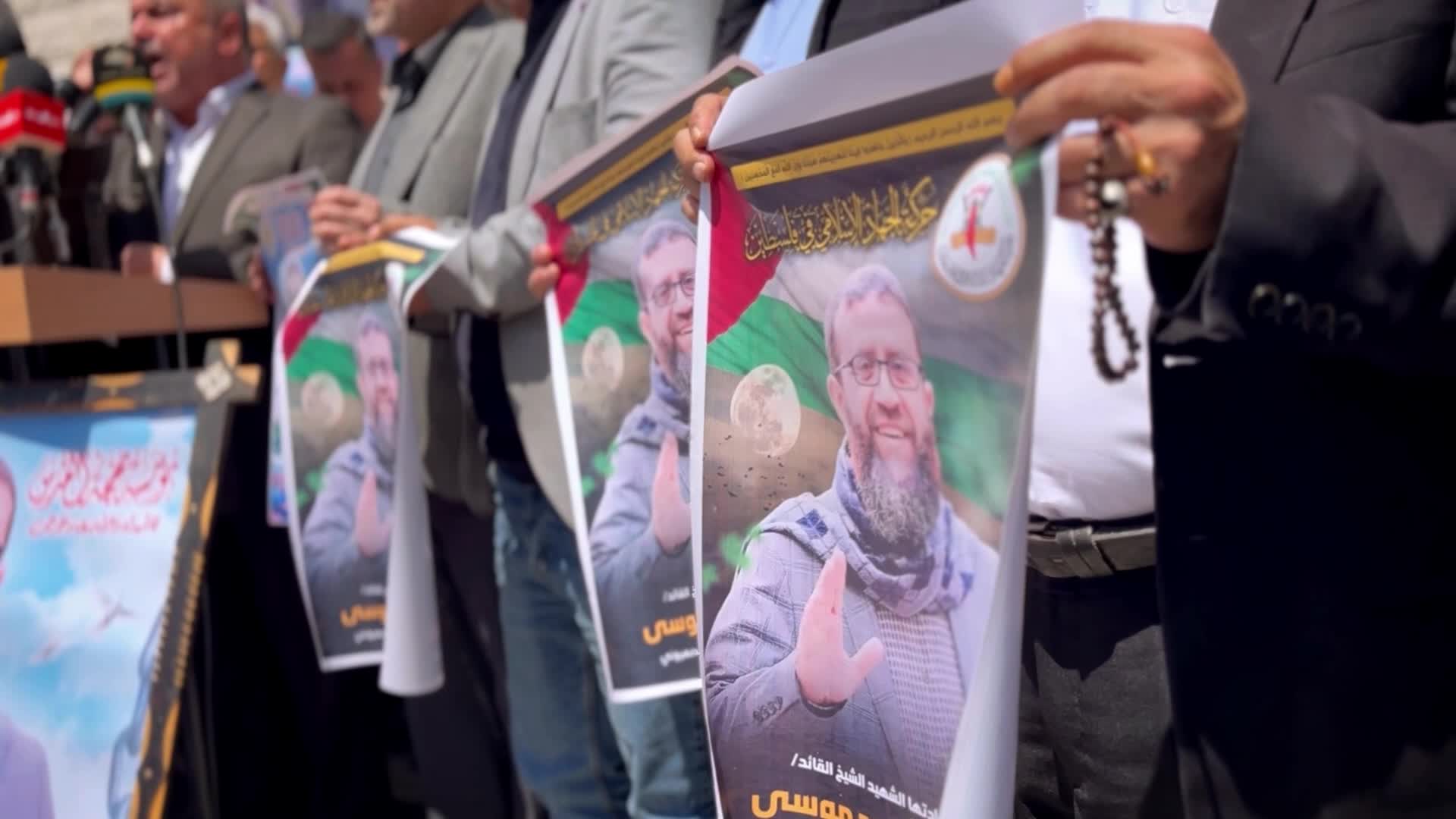 Palestinian Militant's Death in Israeli Jail Sparks Fighting