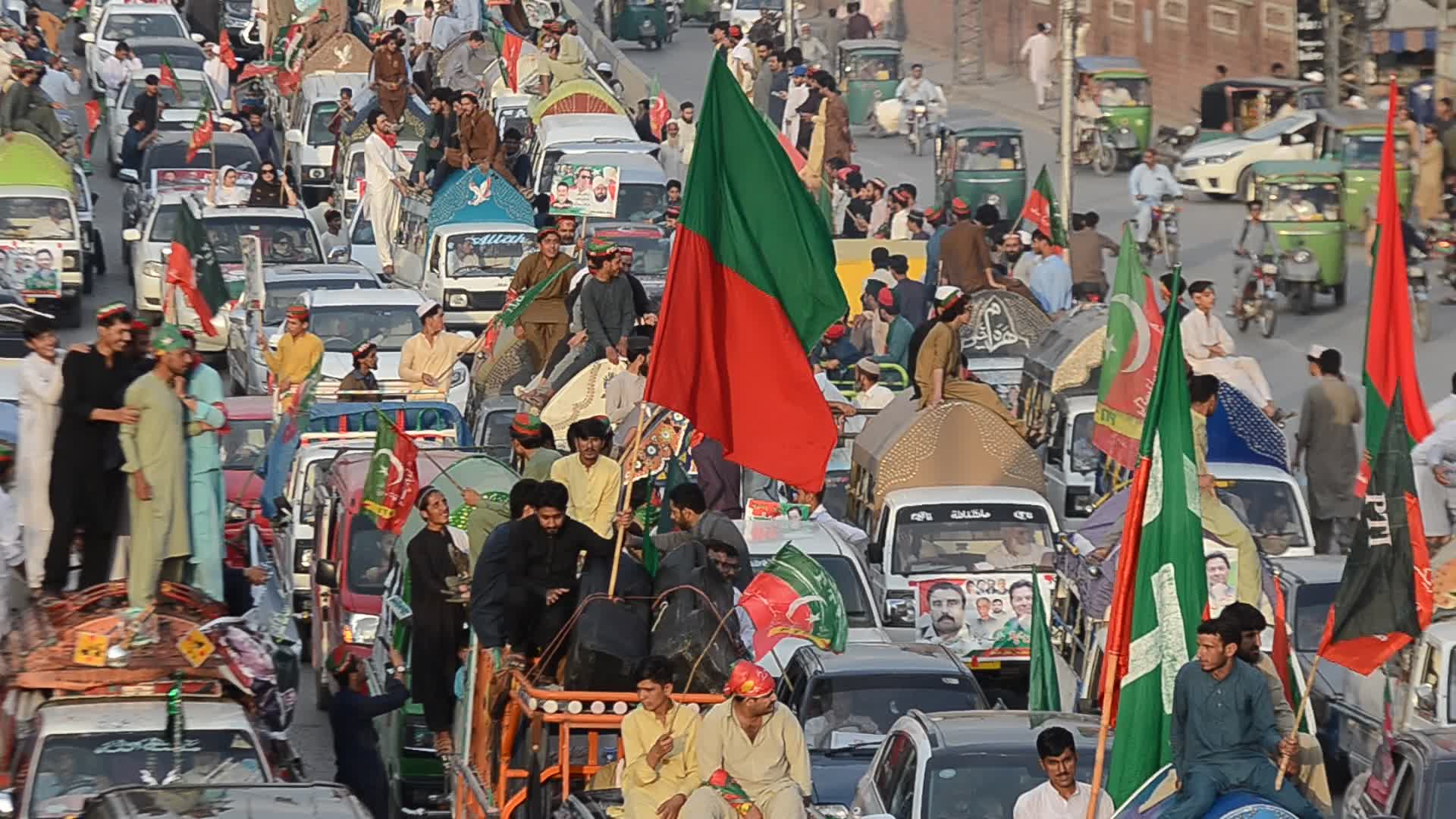 Supporters of PTI party rally to show solidarity with Chief Justice of Pakistan