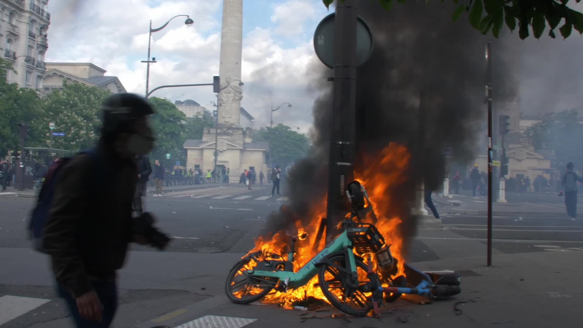 Clashes at the 1 May rally in Paris, France