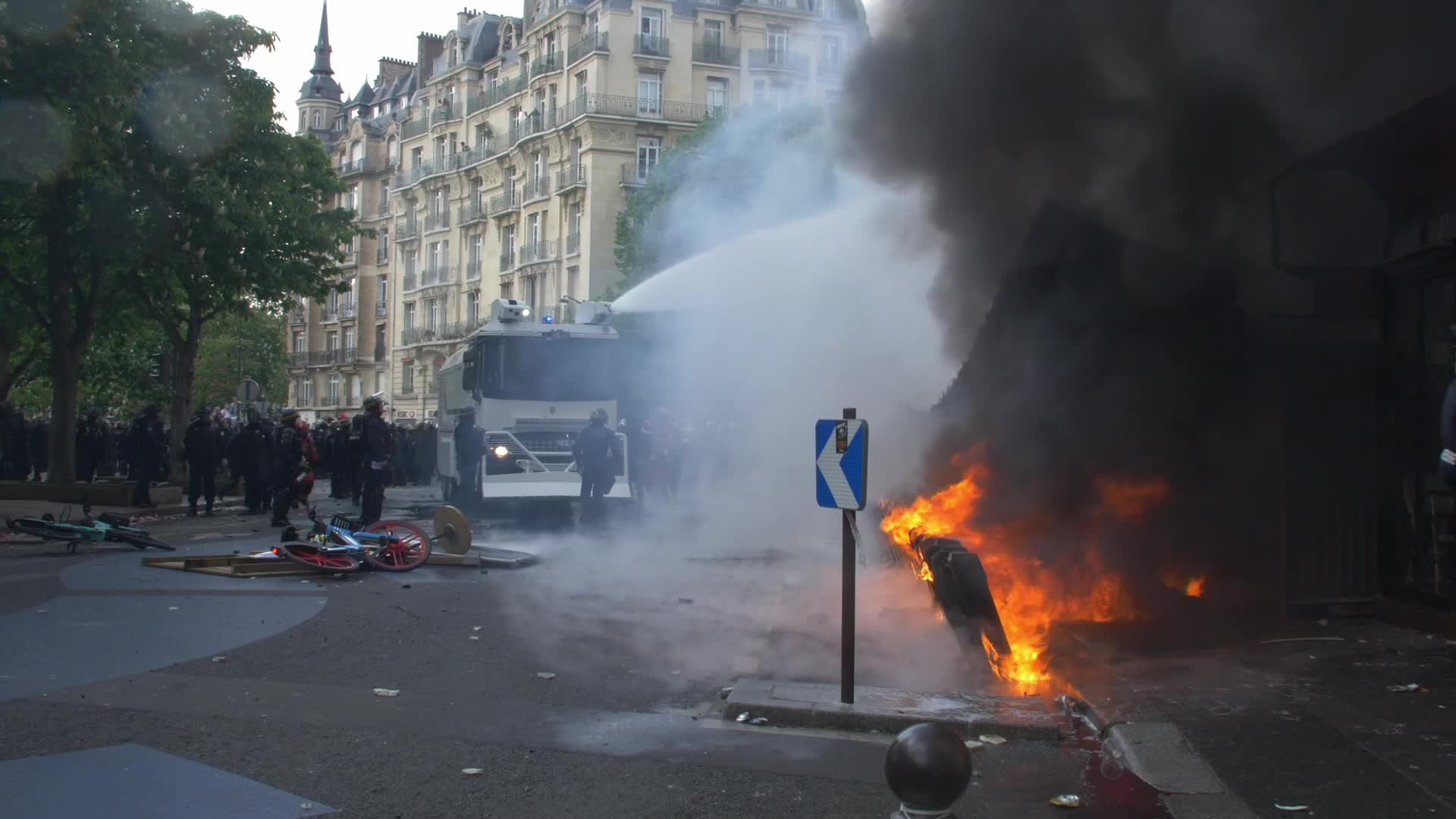 Clashes at the 1 May rally in Paris, France