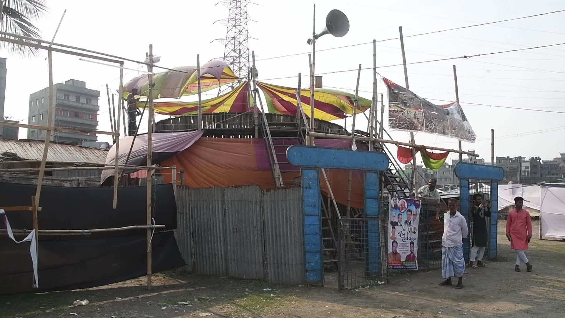 Traditional Bike Stunt Show In Dhaka