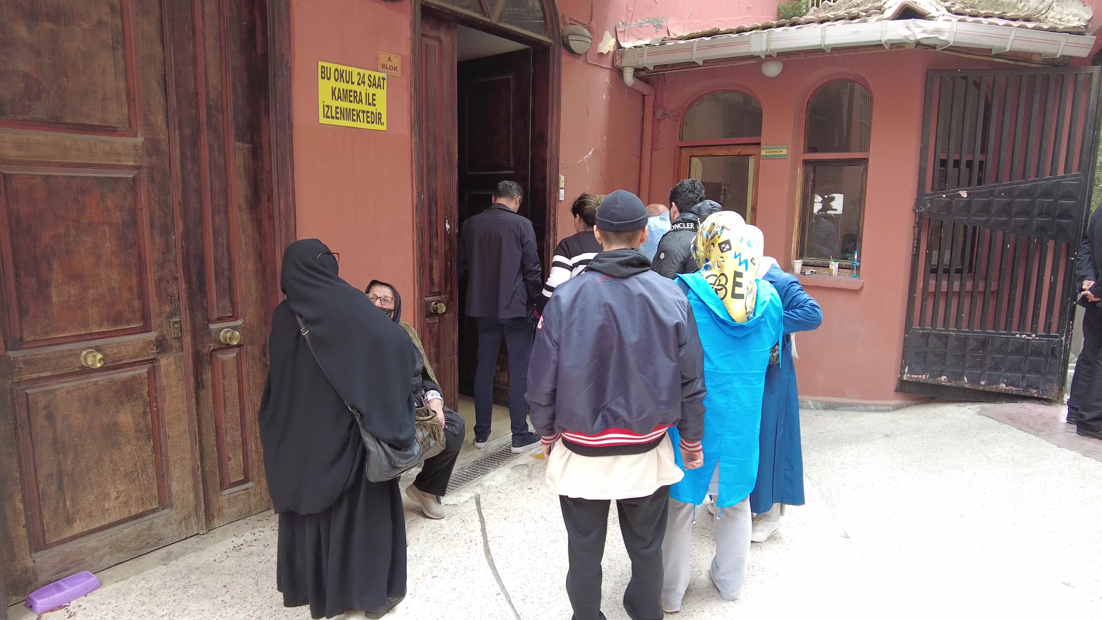 Turkish voters at the polling station in Karaköy district, Istanbul