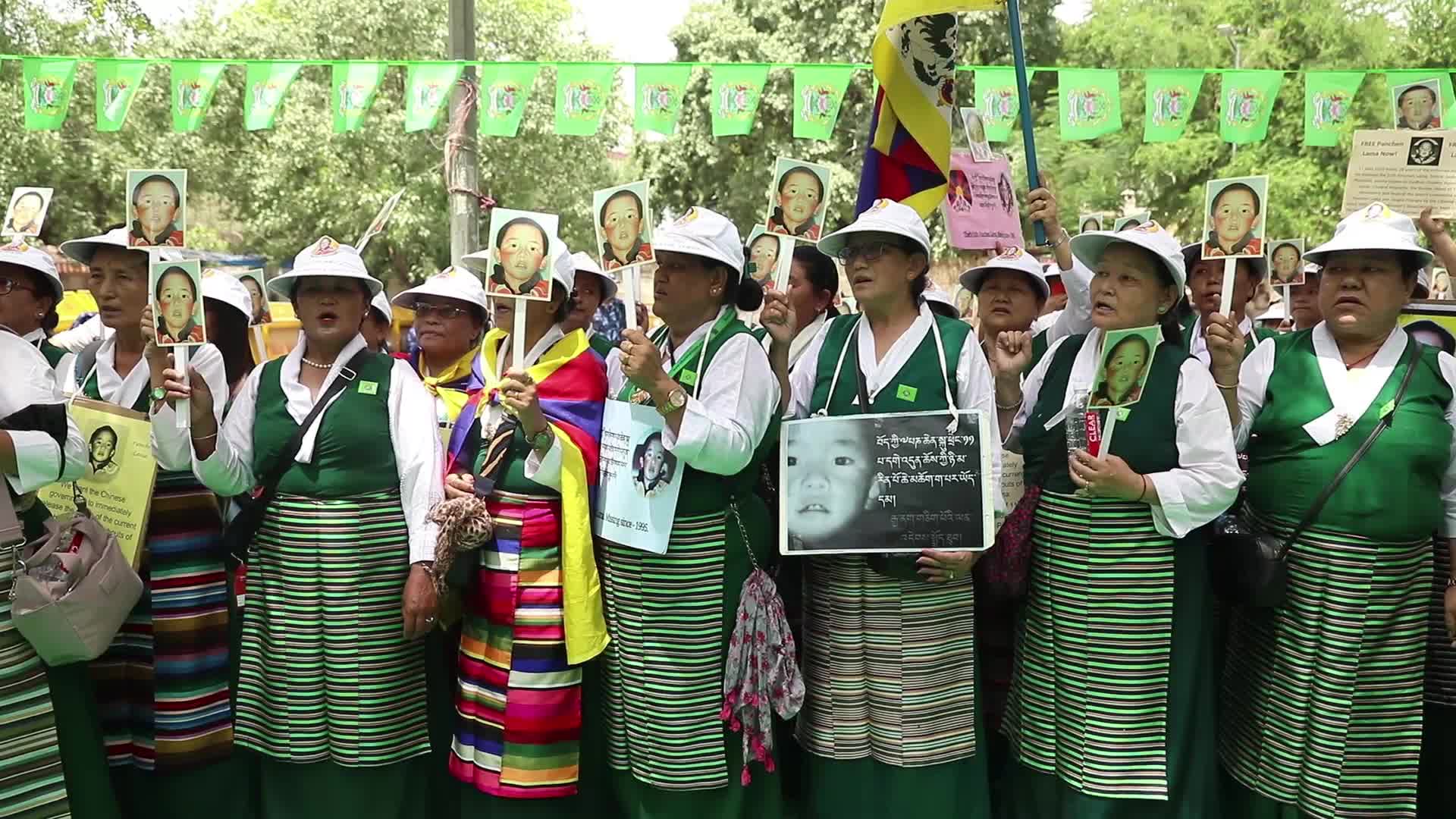 Tibetan women protest - Delhi, India