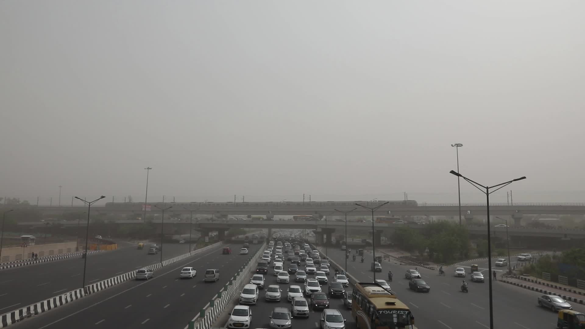 Heavy Dust Pollution In Air In Delhi NCR