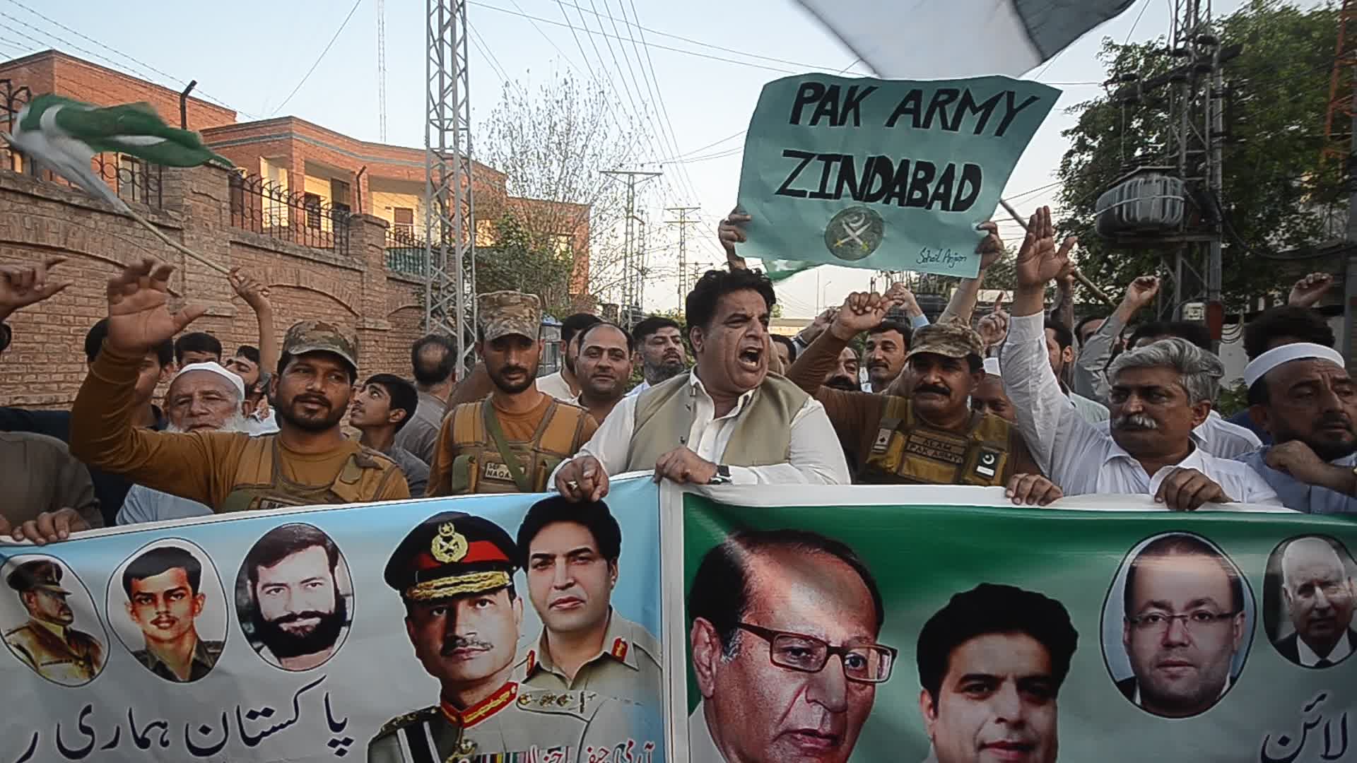 Rally in support of Pakistani Army in Peshawar
