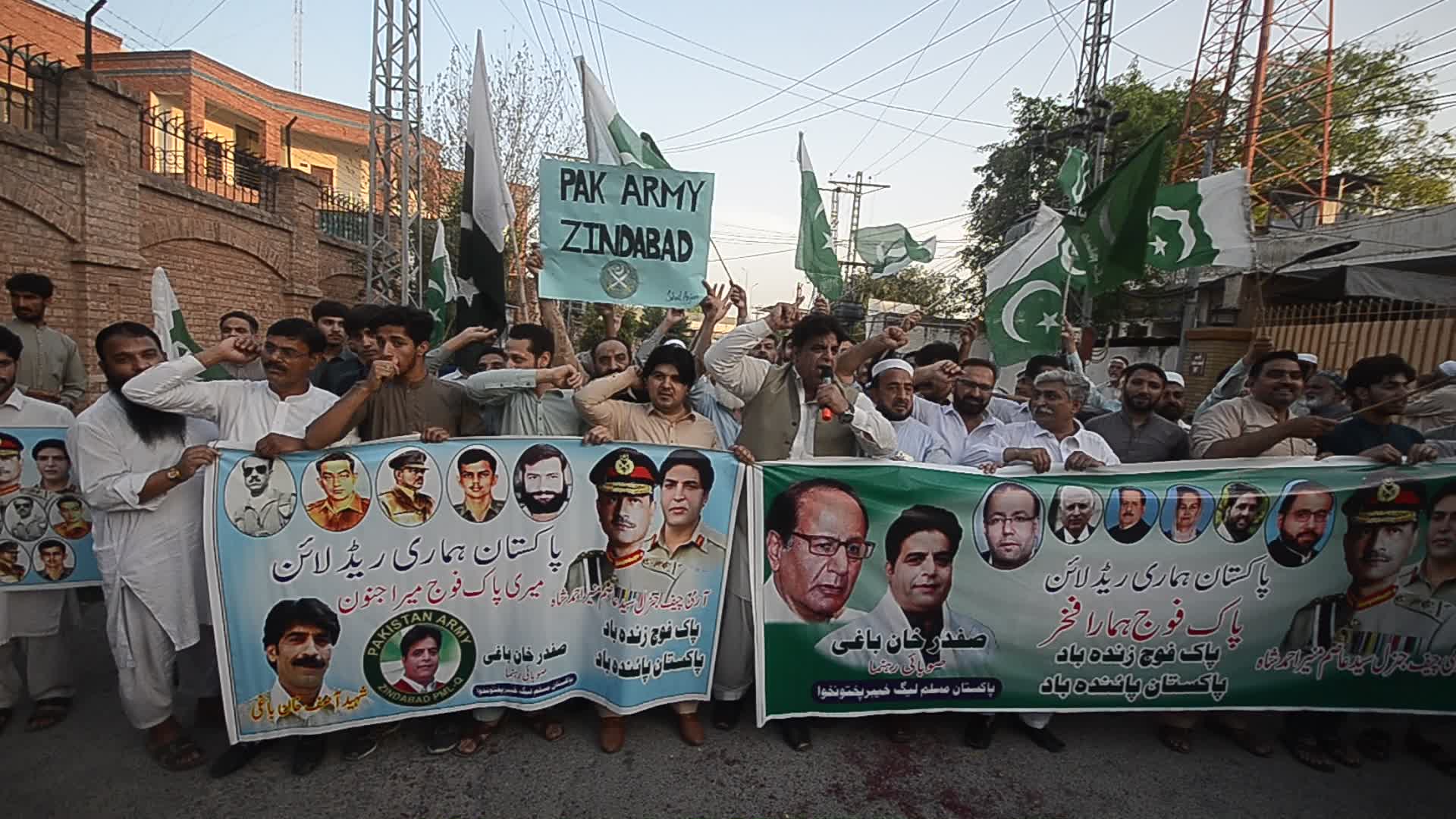 Rally in support of Pakistani Army in Peshawar
