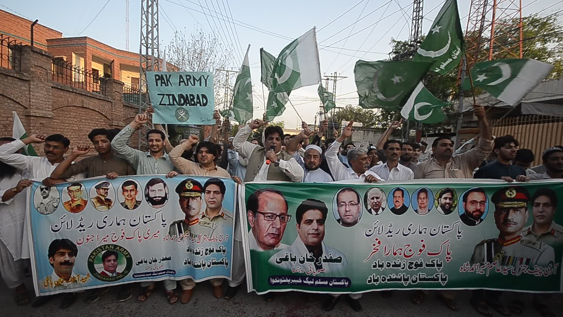 Rally in support of Pakistani Army in Peshawar
