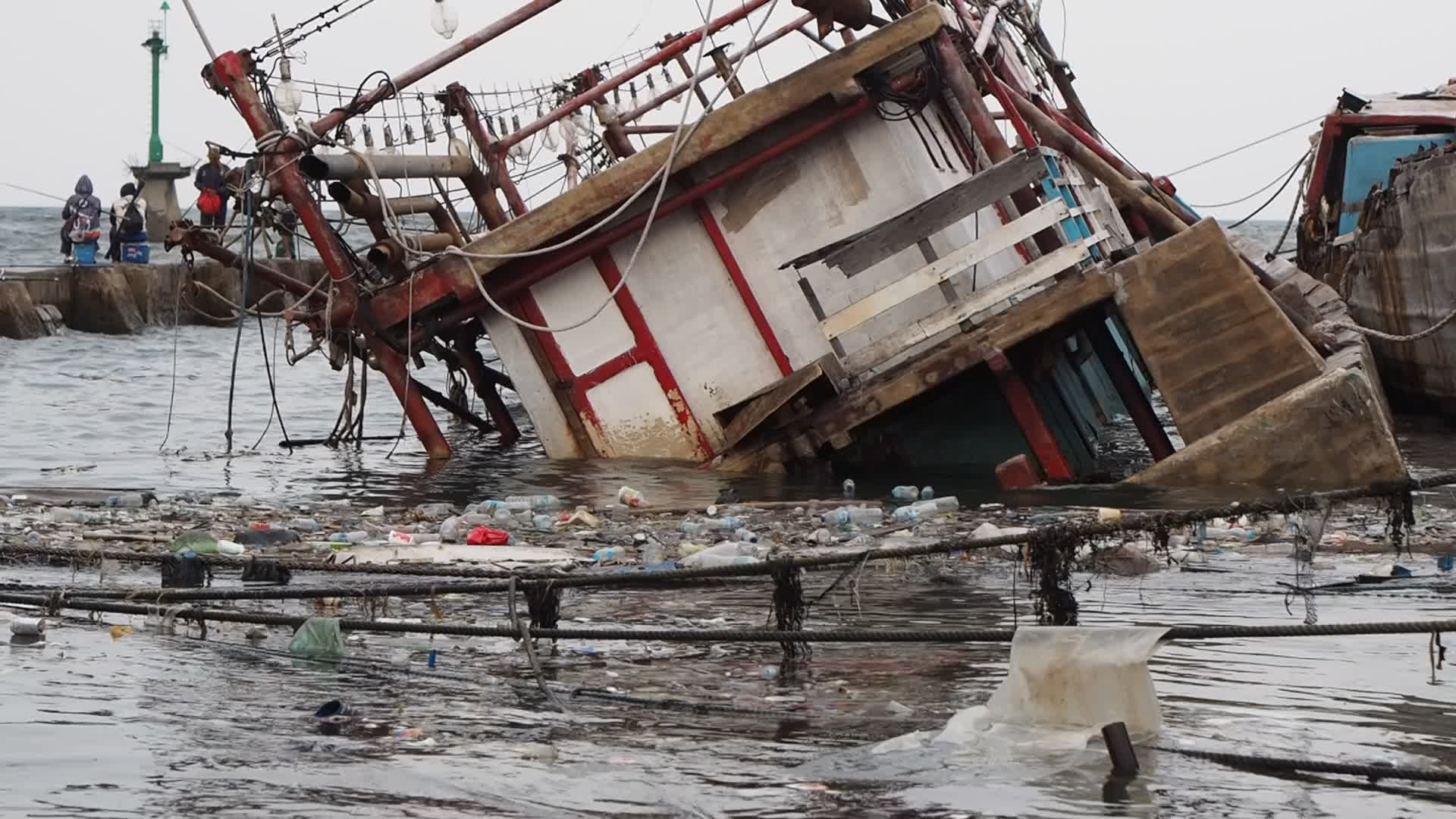 Plastic Waste in Indonesia