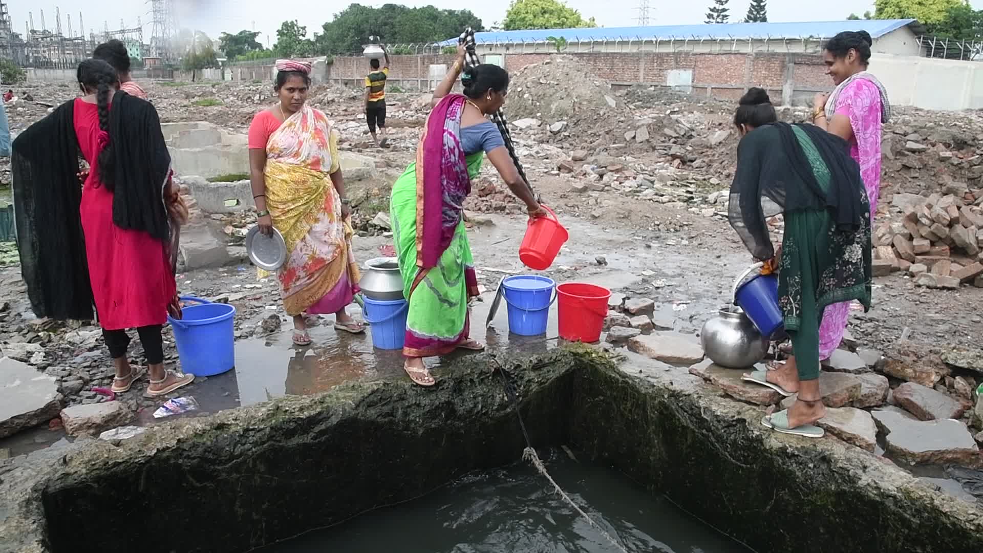 water crisis in Dhaka 