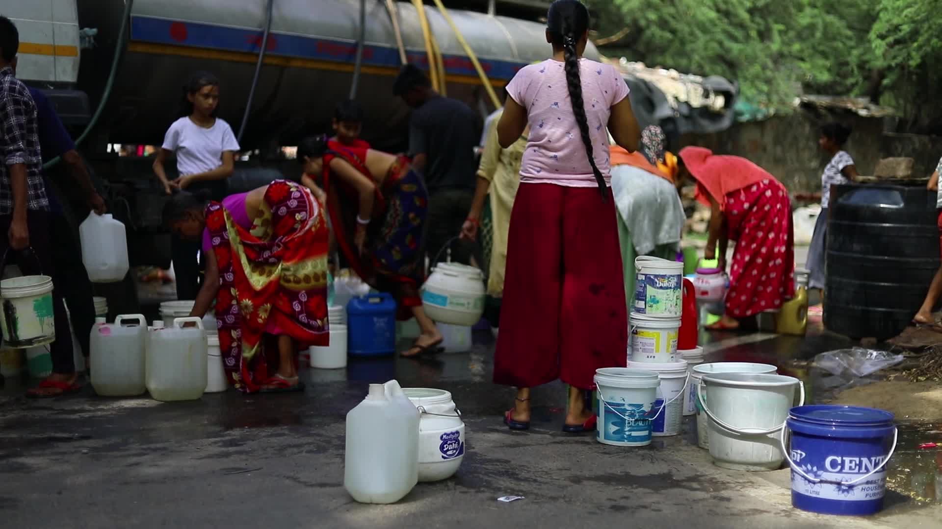 Water Crisis In Kolkata, India