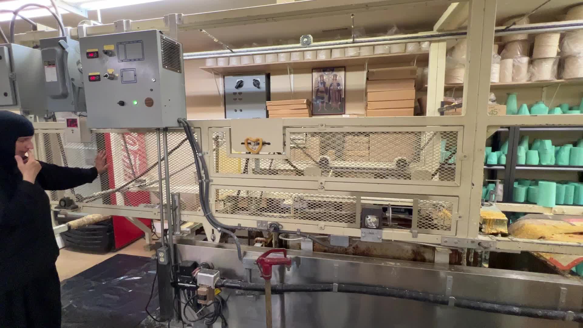Beeswax candle production