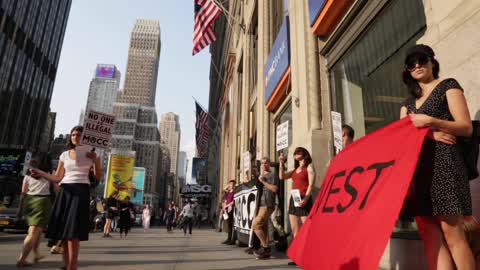 Anti-ICE Activists Target PNC Bank for Funding Private Detention Centers