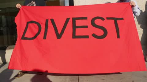 Anti-ICE Activists Target PNC Bank for Funding Private Detention Centers