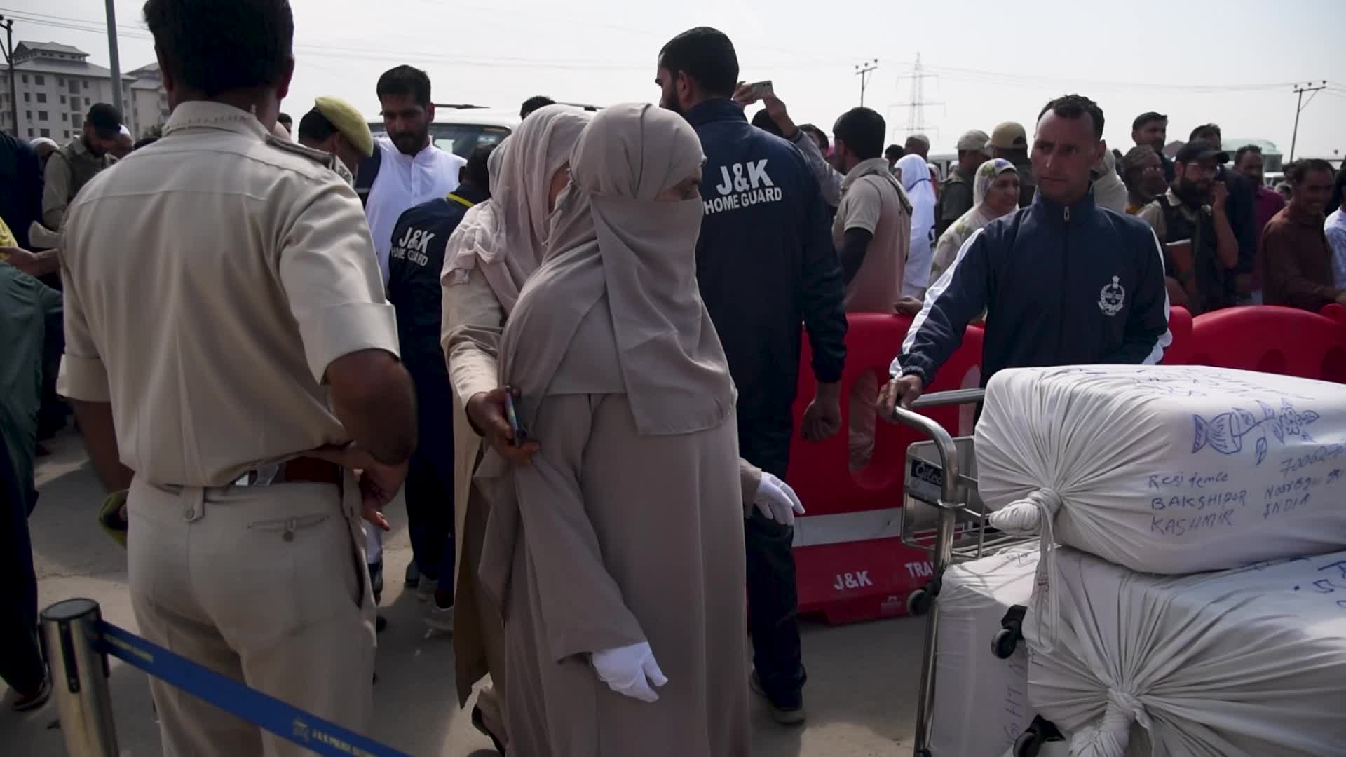First batch of Hajj Pilgrims left for Saudi Arabia in Srinagar