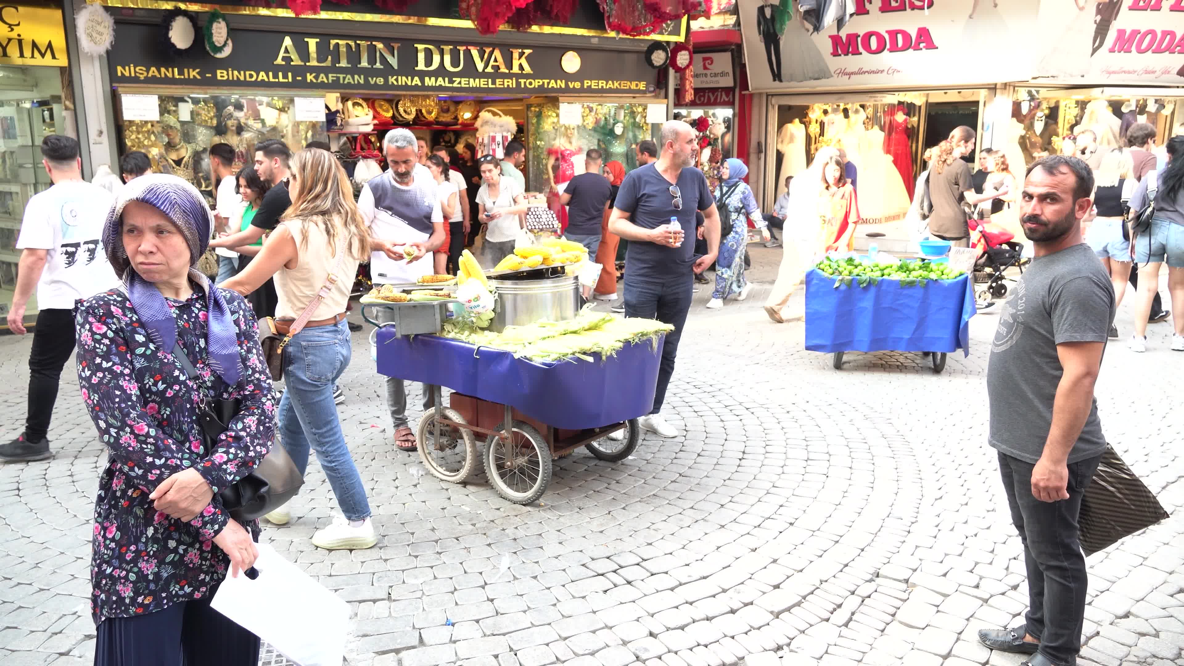 Daily Life in Izmir, Turkey 