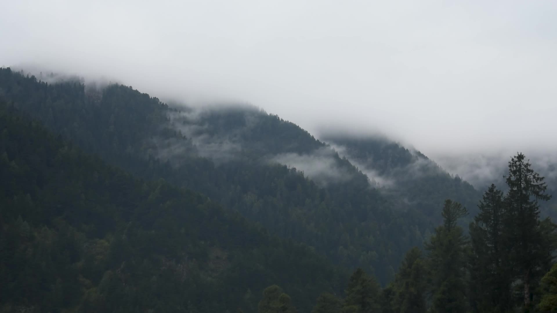 Sorus Lake in Kashmir, India.