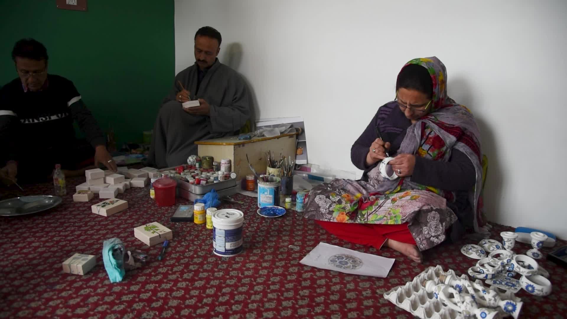Paper Mache Art in Srinagar, India 