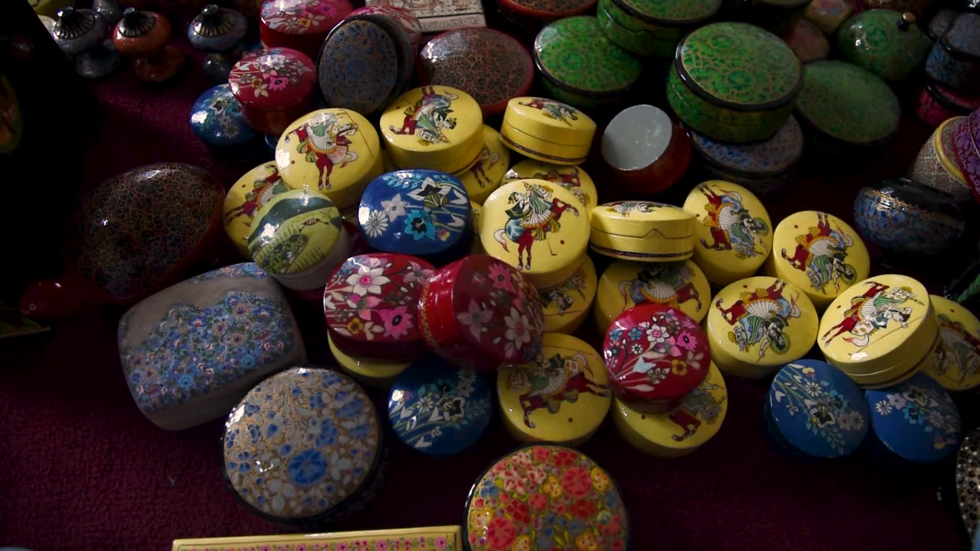 Paper Mache Art in Srinagar, India 