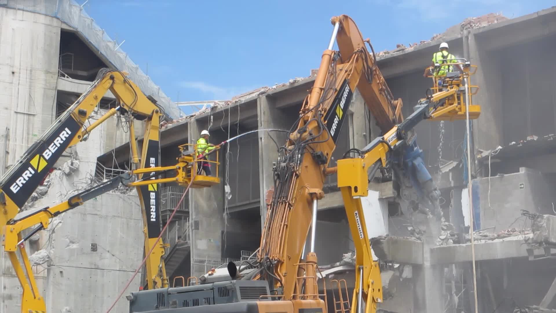 Demolition of the stands of the south goal of the Spotify Camp Nou