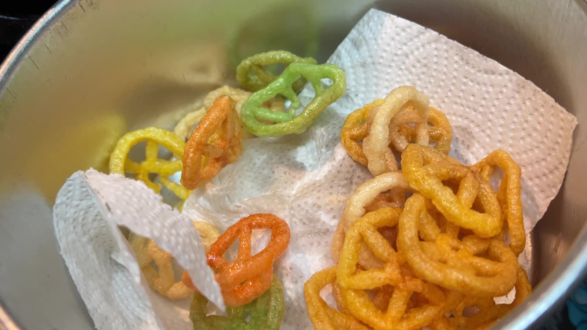 Far Far Chakra Fryums