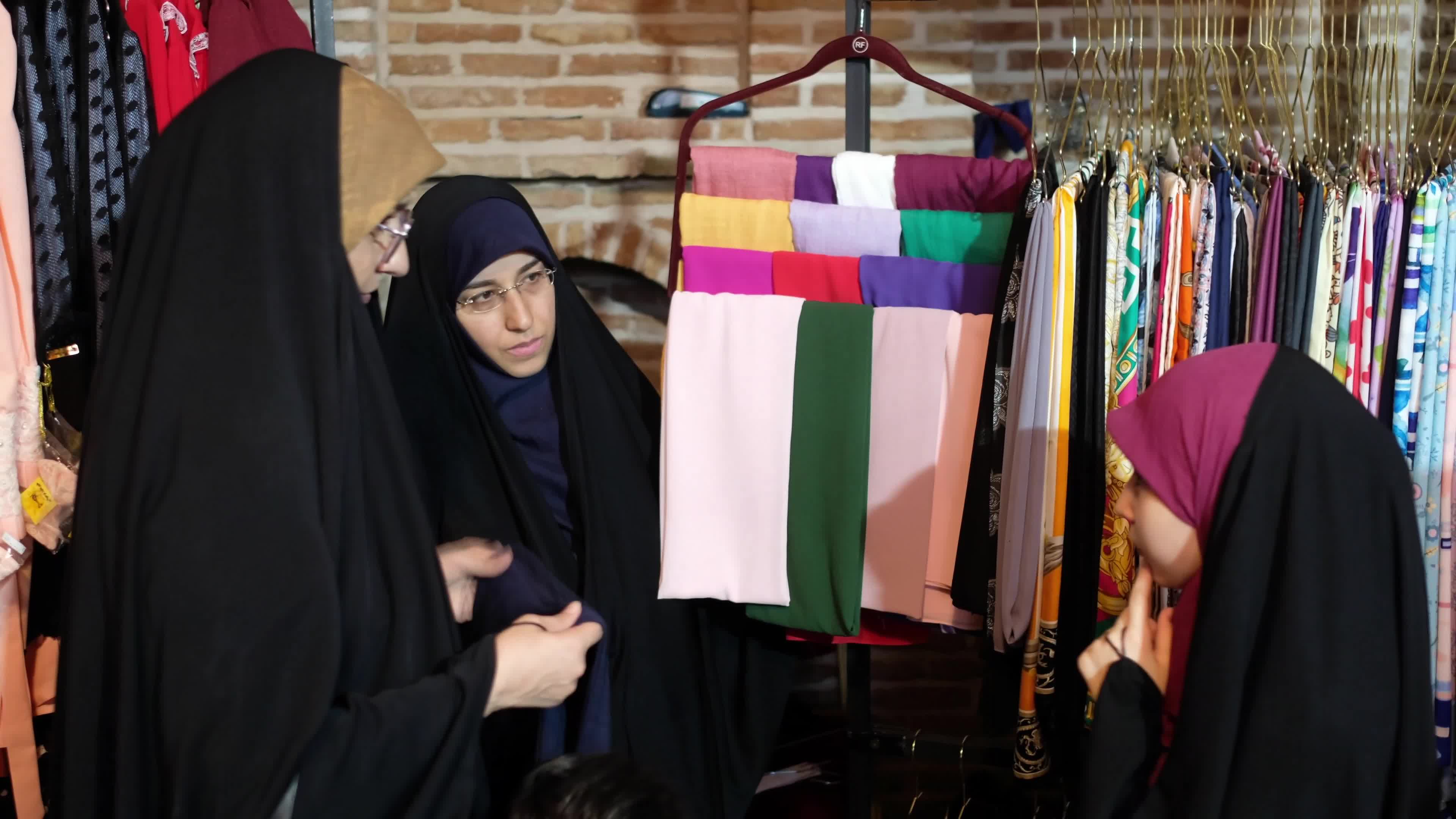 Iran-Fashion, Hijab and Chastity