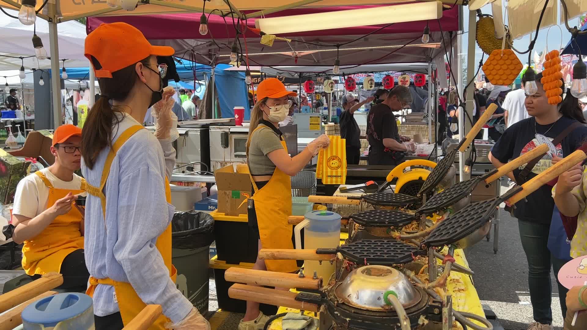 Hong Kong style egg waffles