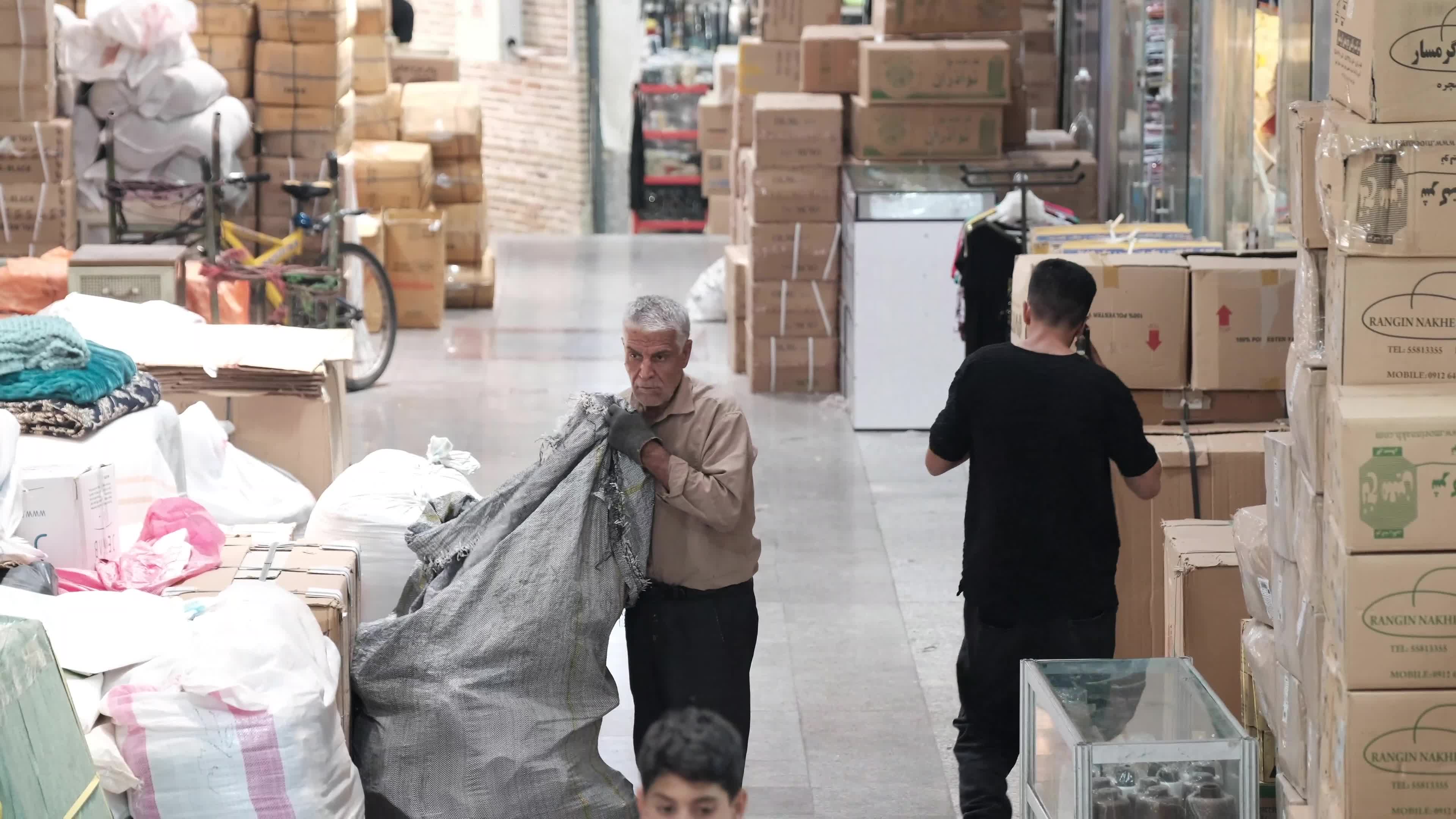 Iran-Daily life in Tehran’s Grand Bazaar