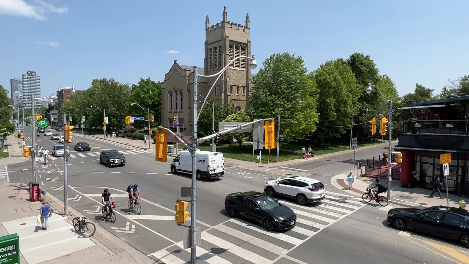 Vehicle traffic in Toronto