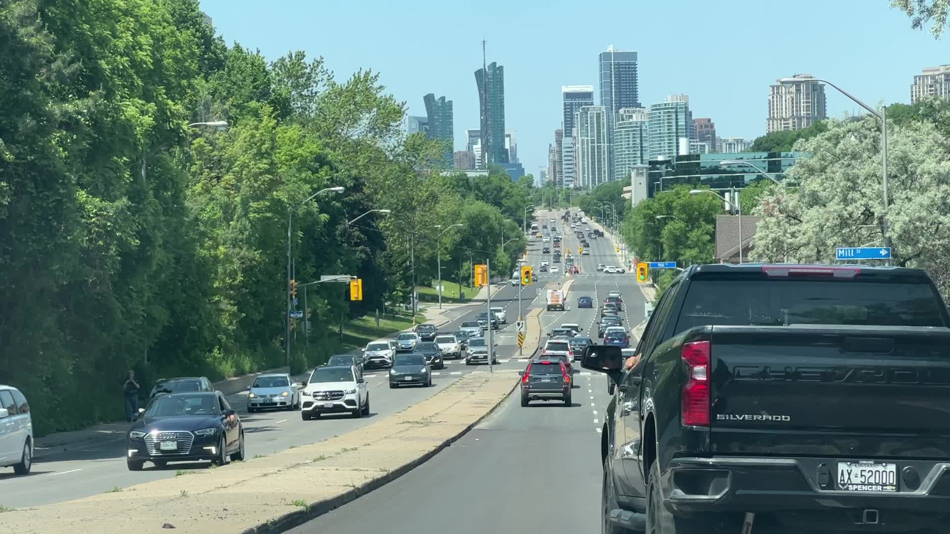 Vehicle traffic in Toronto