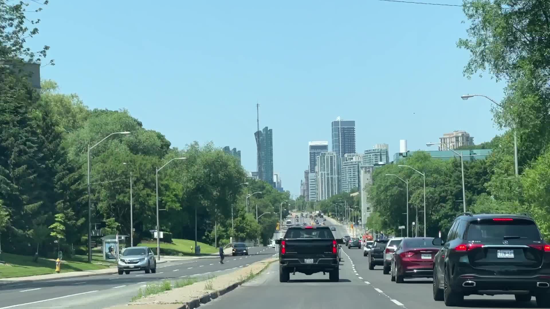 Vehicle traffic in Toronto