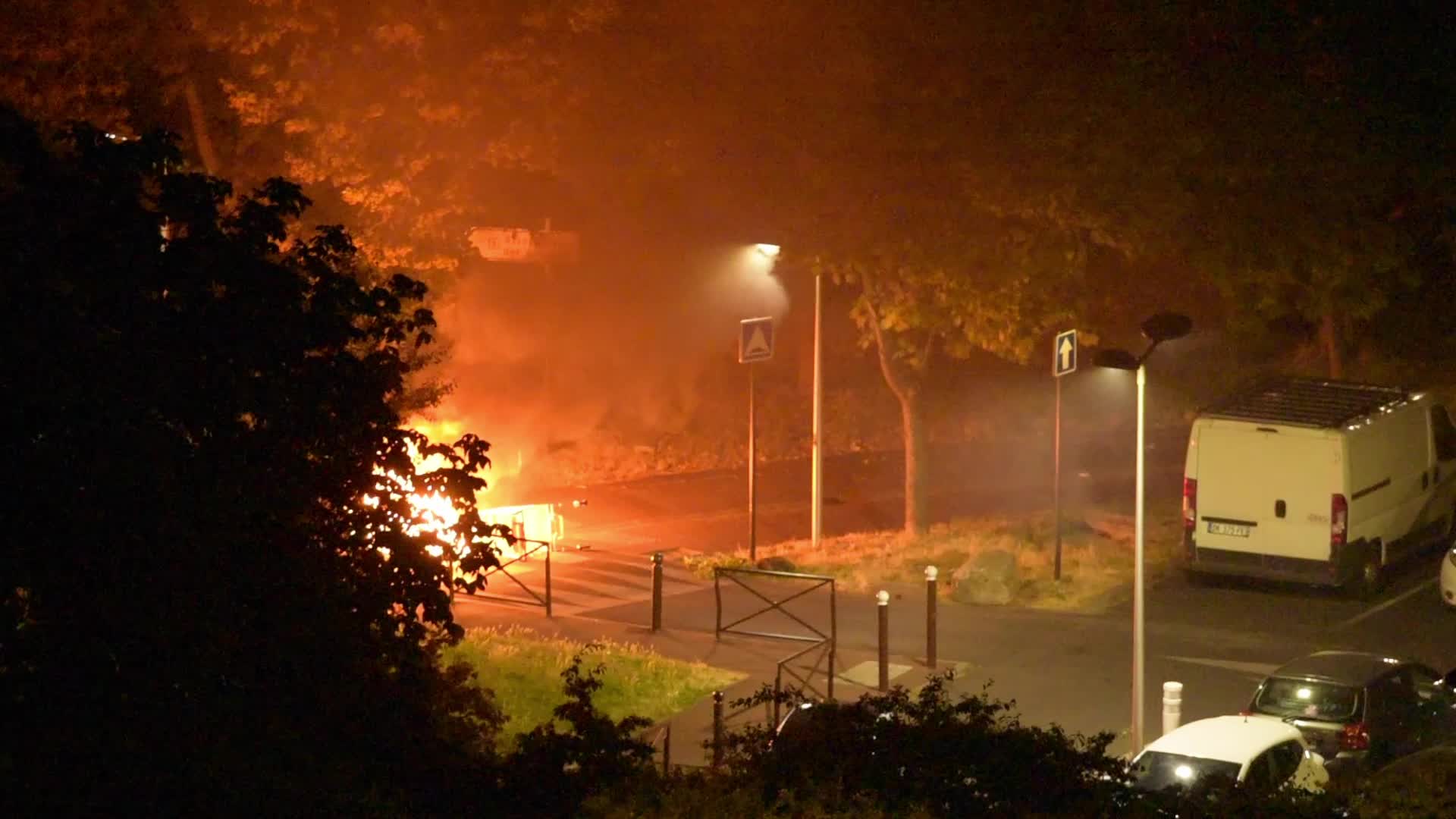 Another night of rioting in the Paris region after the death of young Nahel