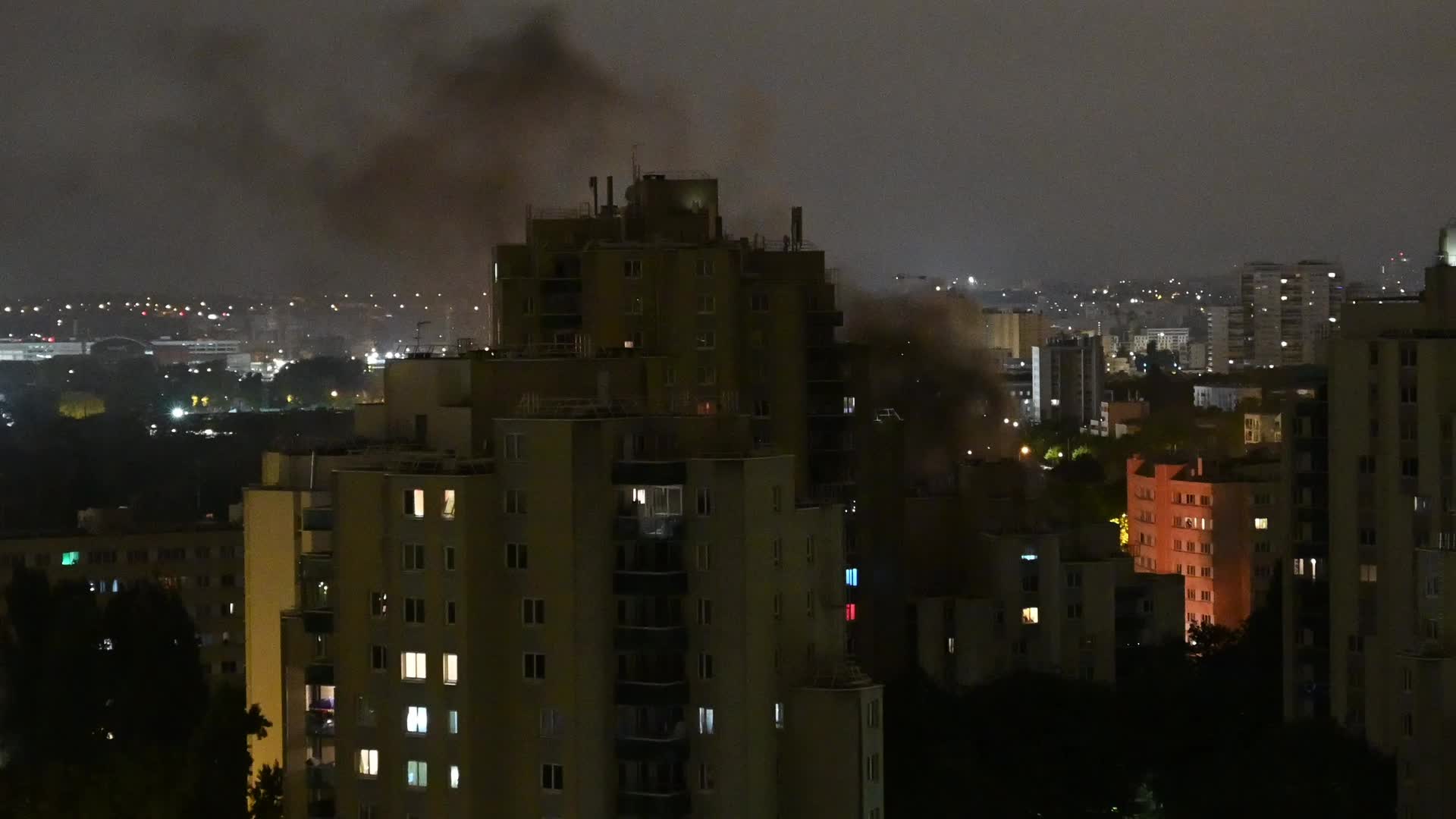 Another night of rioting in the Paris region after the death of young Nahel