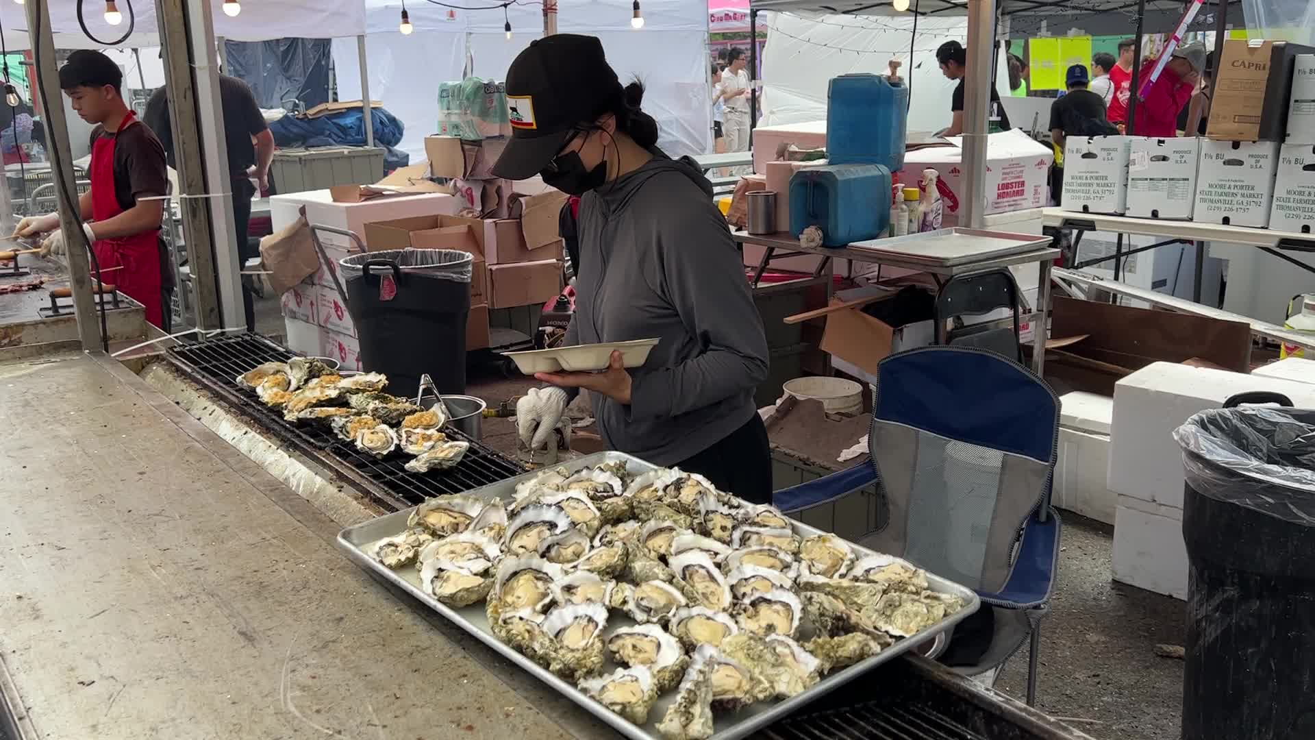 Grilled oysters