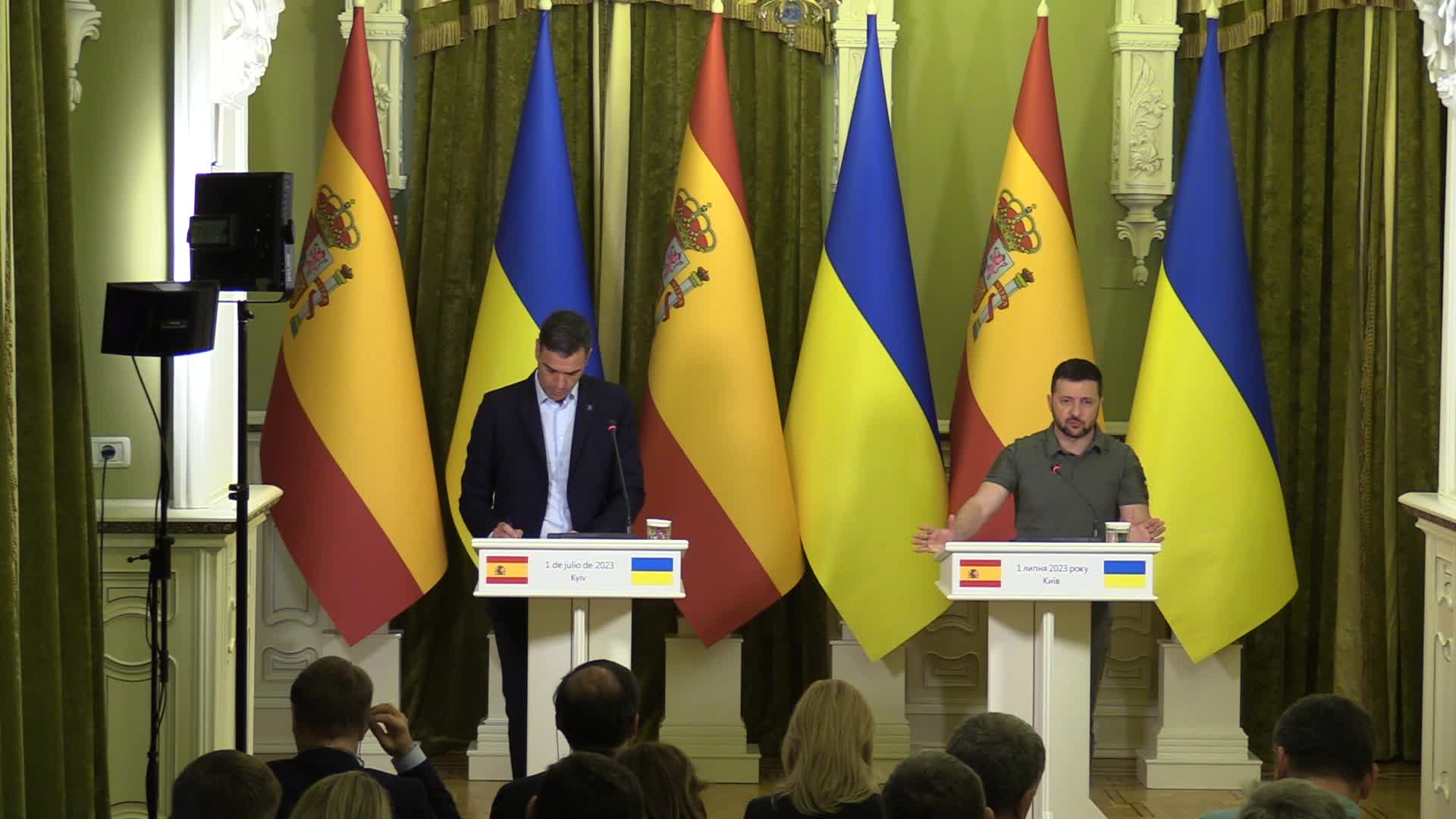 Spanish PM and Ukrainian President give a joint press-conference in Kyiv, amid Russia's invasion of Ukraine.