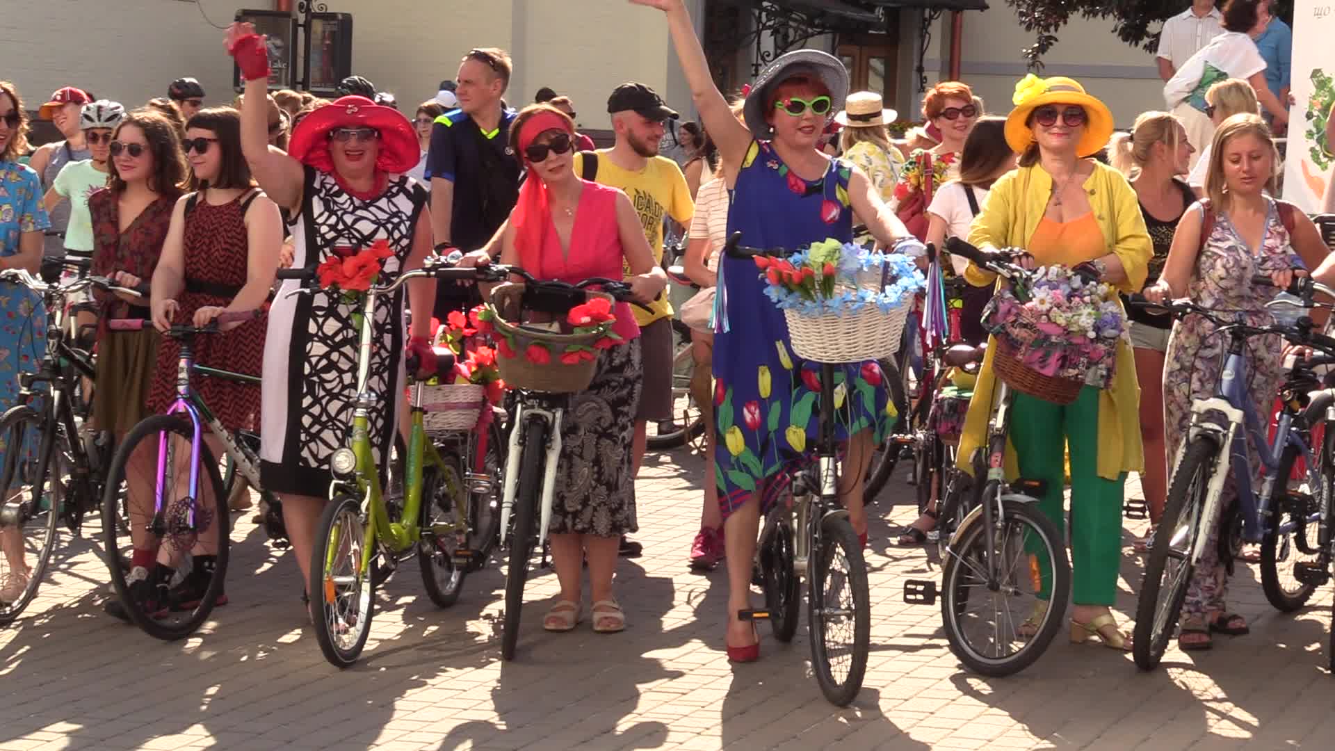 'Kyiv Cycle Chic' women bicycle parade in Kiev
