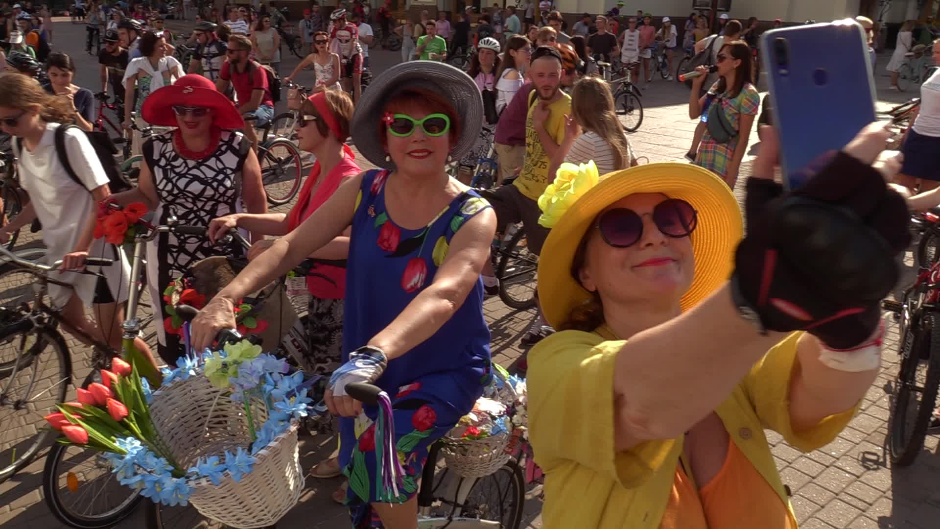 'Kyiv Cycle Chic' women bicycle parade in Kiev