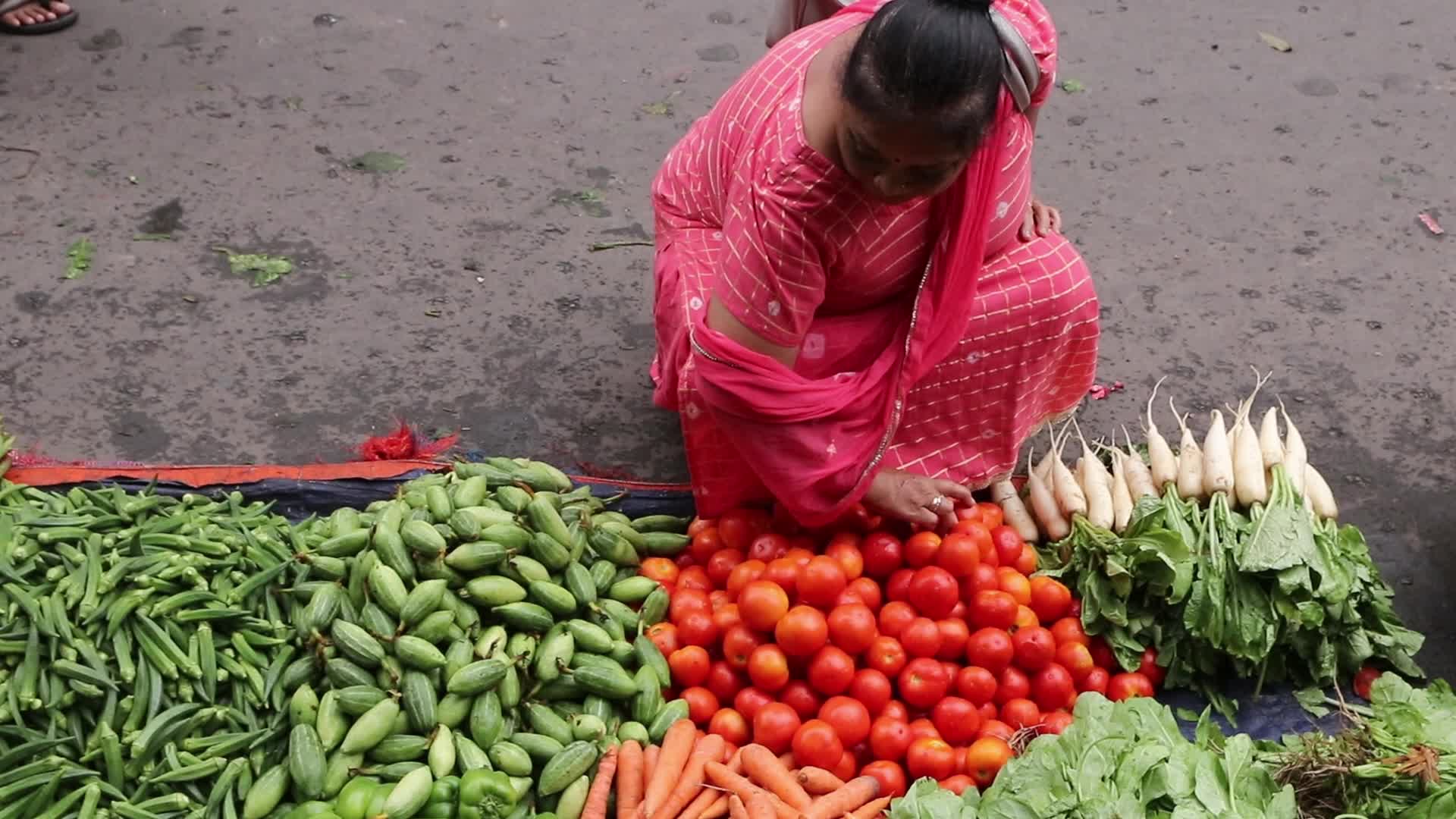 Vegetable prices soar in India