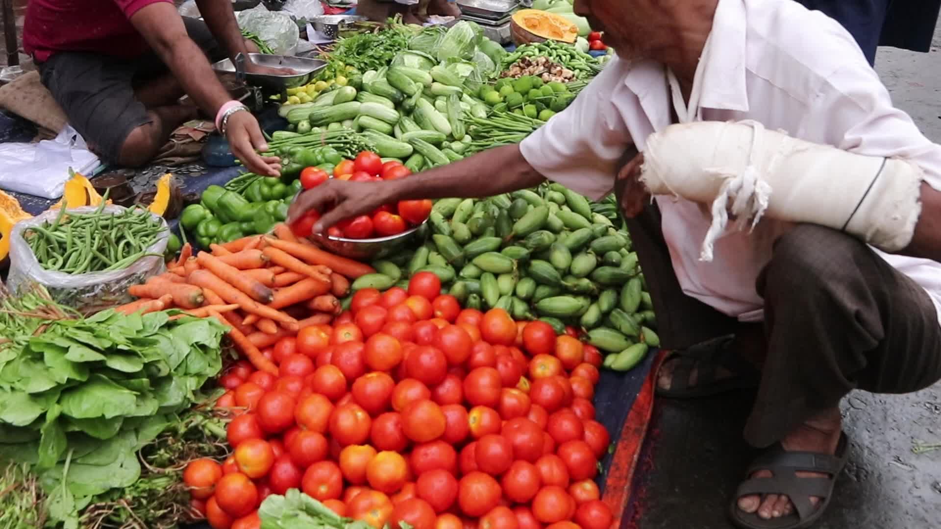 Vegetable prices soar in India