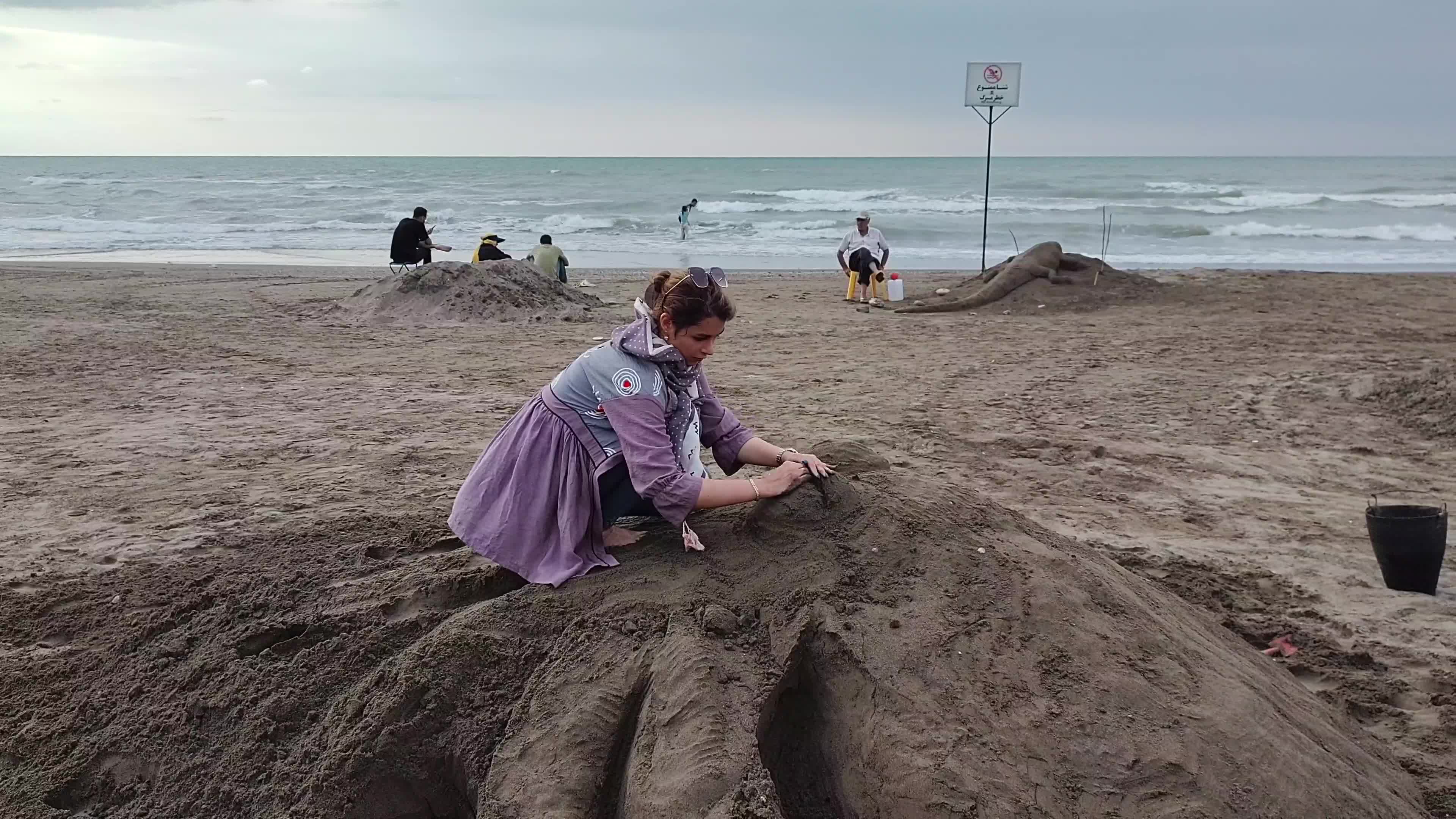 Iran, Sand sculpture festival