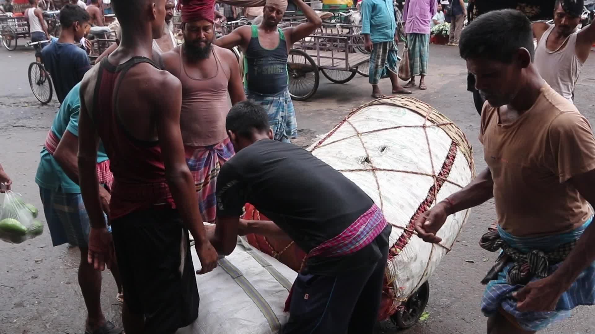 Wholesale vegetable market in Kolkata