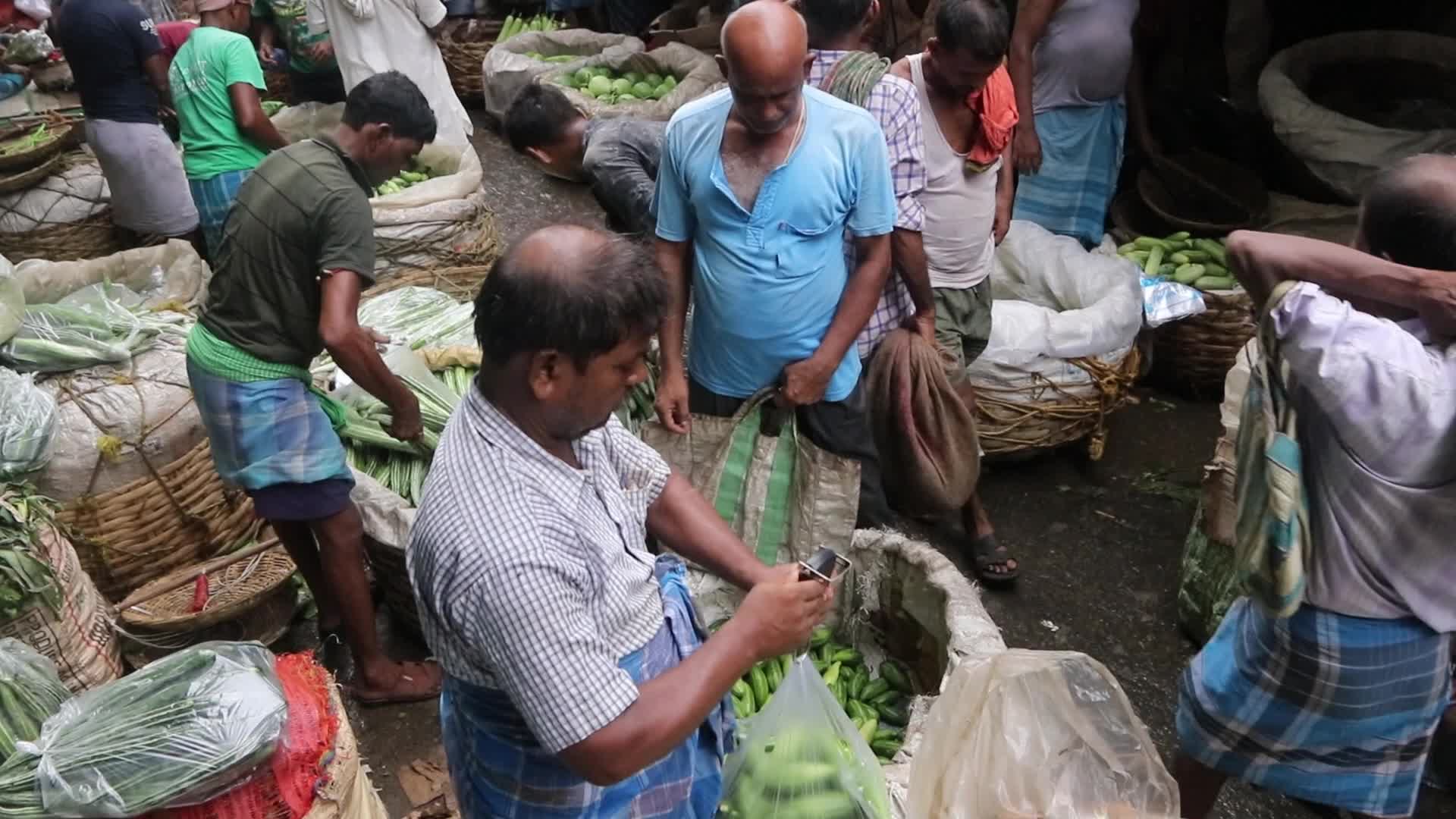Wholesale vegetable market in Kolkata