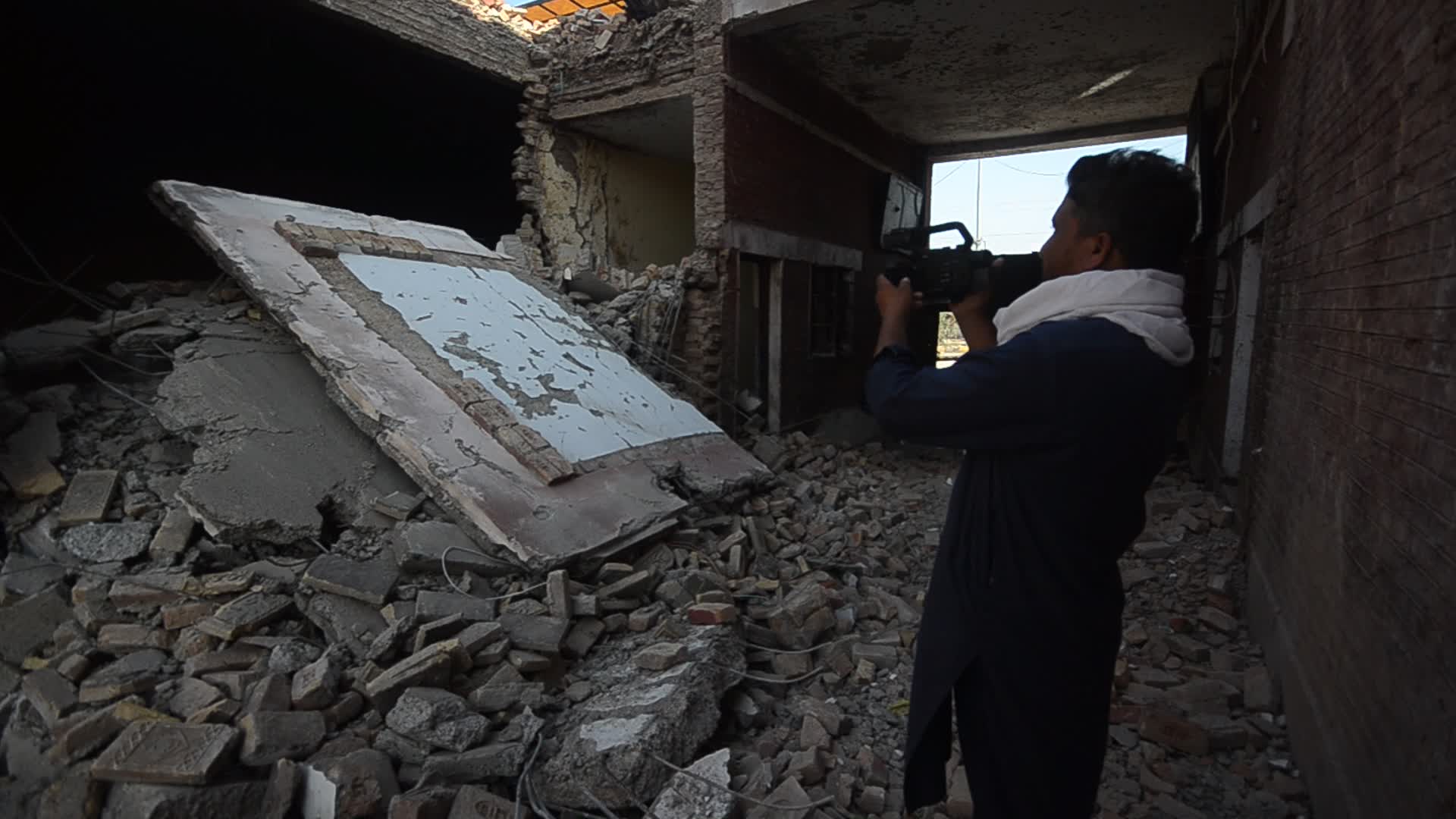 Three policemen among 4 martyred in blast in Khyber's Bara Bazaar

