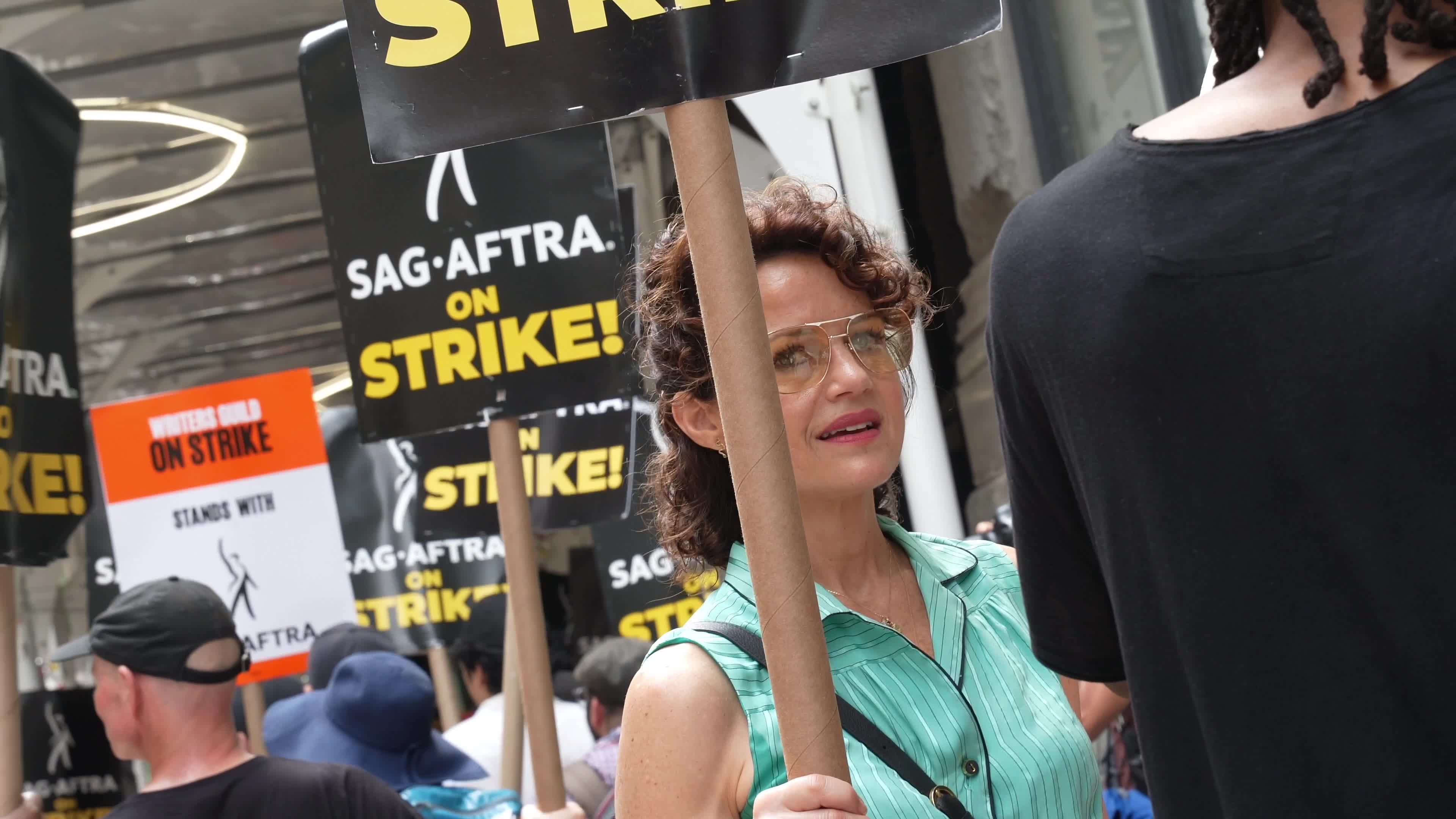 SAG-AFTRA Members Join The Picket Line In New York City