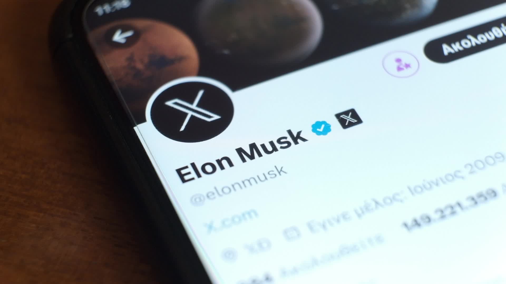 Elon Musk Changes Twitter Bird Logo To X