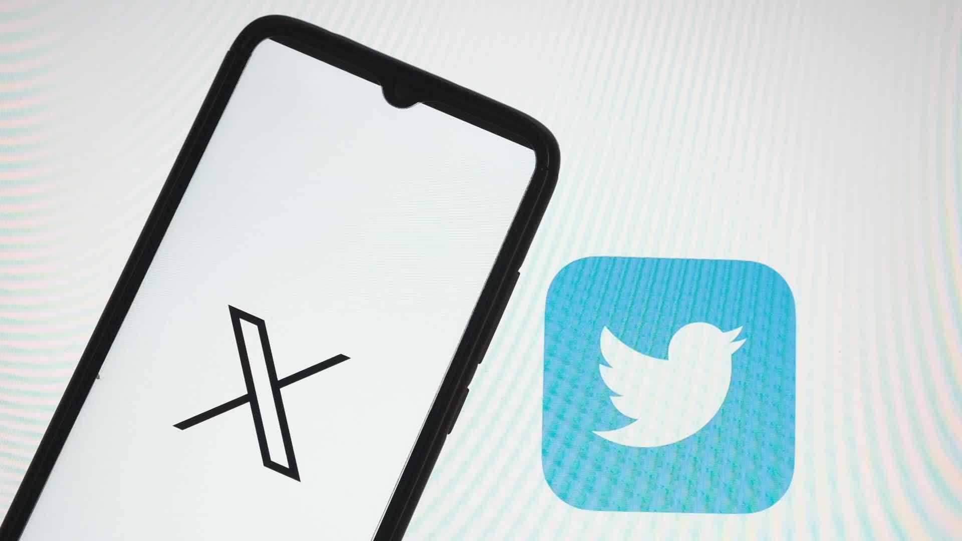 Elon Musk Changes Twitter Bird Logo To X